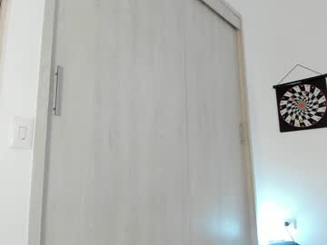 free nude cam girl ashlyeroberts01 image #3799770