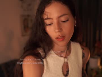 free nude cam girl effylowell_ image #4653284