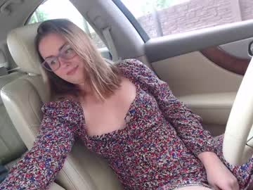free nude cam girl juicy_peach88 image #2222264