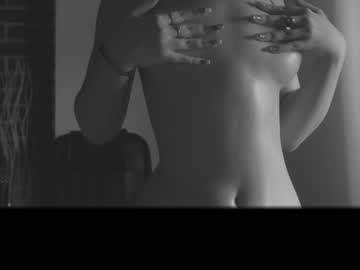 free nude cam girl yolandabertha image #4560845