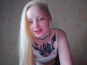 free nude cam girl rainy_moon image #5743056
