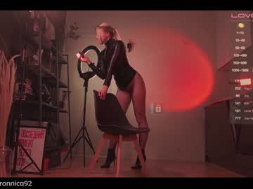 free nude cam girl bronnica image #3644019