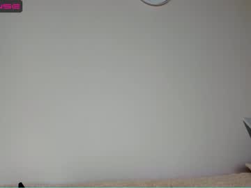 free nude cam girl roxy_blue_eyed_ image #4550813