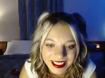 free nude cam girl lily_marieee image #3718169