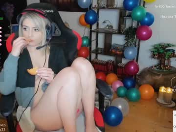 free nude cam girl kimilee22 image #845716