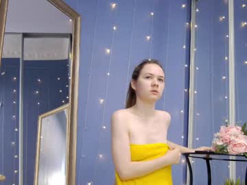 free nude cam girl kriskras__ image #5170499