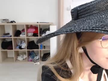 free nude cam girl scharmanta image #5236481