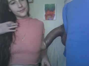 free nude cam couple a_mariejuana69 image #4222705
