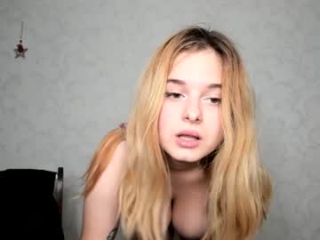 free nude cam girl oladushek18 image #677625