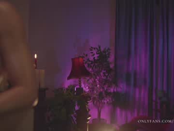 free nude cam girl lucieoude_ image #3217042