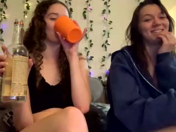 free nude cam girl kylieexoxoxo2432 image #6430376