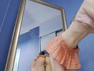 free nude cam girl kriskras__ image #5185435