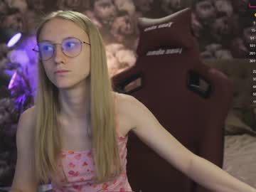 free nude cam girl angeellina image #1900877