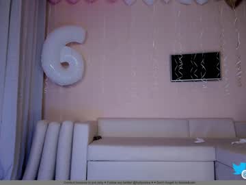 free nude cam girl hollyextra image #3650549