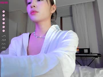 free nude cam girl hee_jin image #3987203