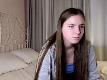 free nude cam girl on_the_soft_pillow image #6997779