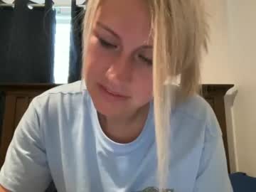 free nude cam girl smexxii93 image #4278075