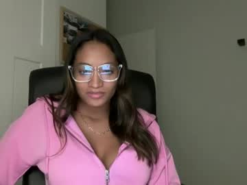 therealgiana cosplay cam