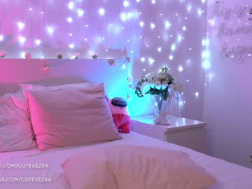 free nude cam girl ezra image #1607304