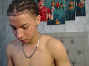 free nude cam man eli_latin image #6916085