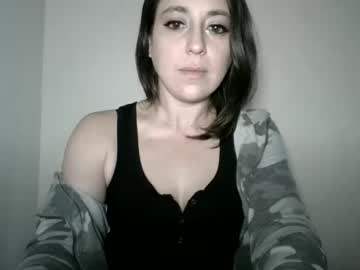 free nude cam girl ilovelucylola image #1440117