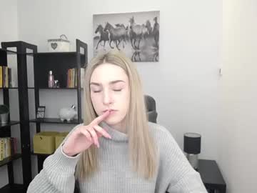 free nude cam girl little_e_mily image #1224568