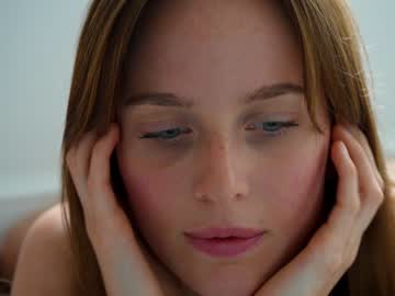 free nude cam girl ellaa91 image #2138037