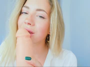 free nude cam girl emmi_rosee image #4361885
