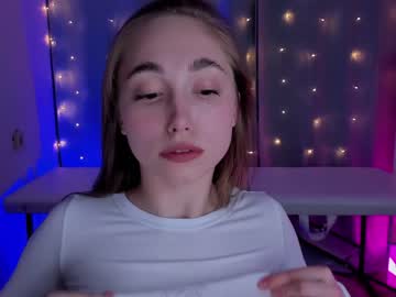 free nude cam girl vikki_opp image #1398360