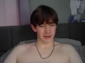 free nude cam man yungphysique0 image #7000571