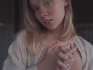 free nude cam girl bibi_it_is image #3705105