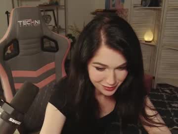 free nude cam girl evelynclaire image #6131458