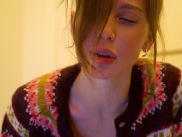 free nude cam girl ellaa91 image #587690