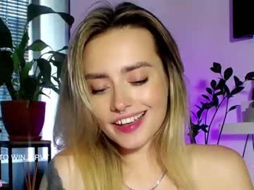 free nude cam girl _yvie_ image #2537862