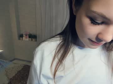 free nude cam girl smiles_energy image #5994738