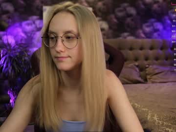 free nude cam girl angeellina image #3230283