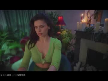 free nude cam girl lucieoude_ image #3340047