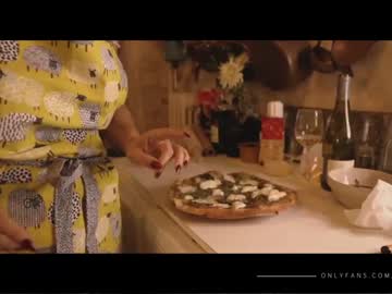 free nude cam girl lucieoude_ image #2533341