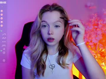 free nude cam girl small_blondee image #4010242