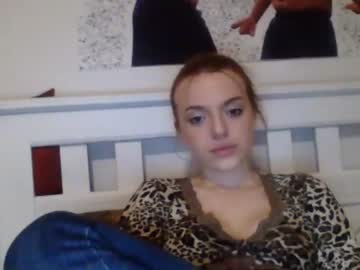 free nude cam girl lilred_69 image #4611448