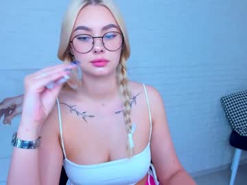 free nude cam girl 8a8y_nura image #1638240