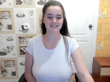 free nude cam girl emmika_ image #1757332