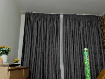 free nude cam girl deea_hot99 image #3924384