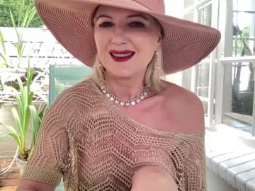 free nude cam girl gl1tter_barbie image #1575458