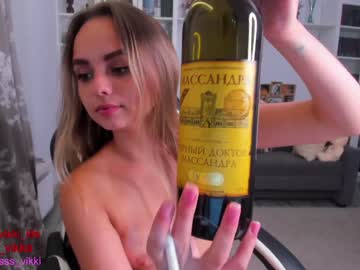 free nude cam girl misss_vikki image #1994767