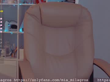 free nude cam girl mia_milagros image #1163737