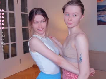 free nude cam couple _hollydolly_ image #6277533