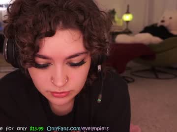 free nude cam girl evelynpiers image #3431553