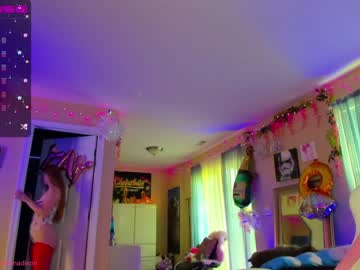 free nude cam girl daphnemadison image #2604116