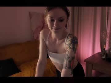 free nude cam girl caught_in_4k image #2074128
